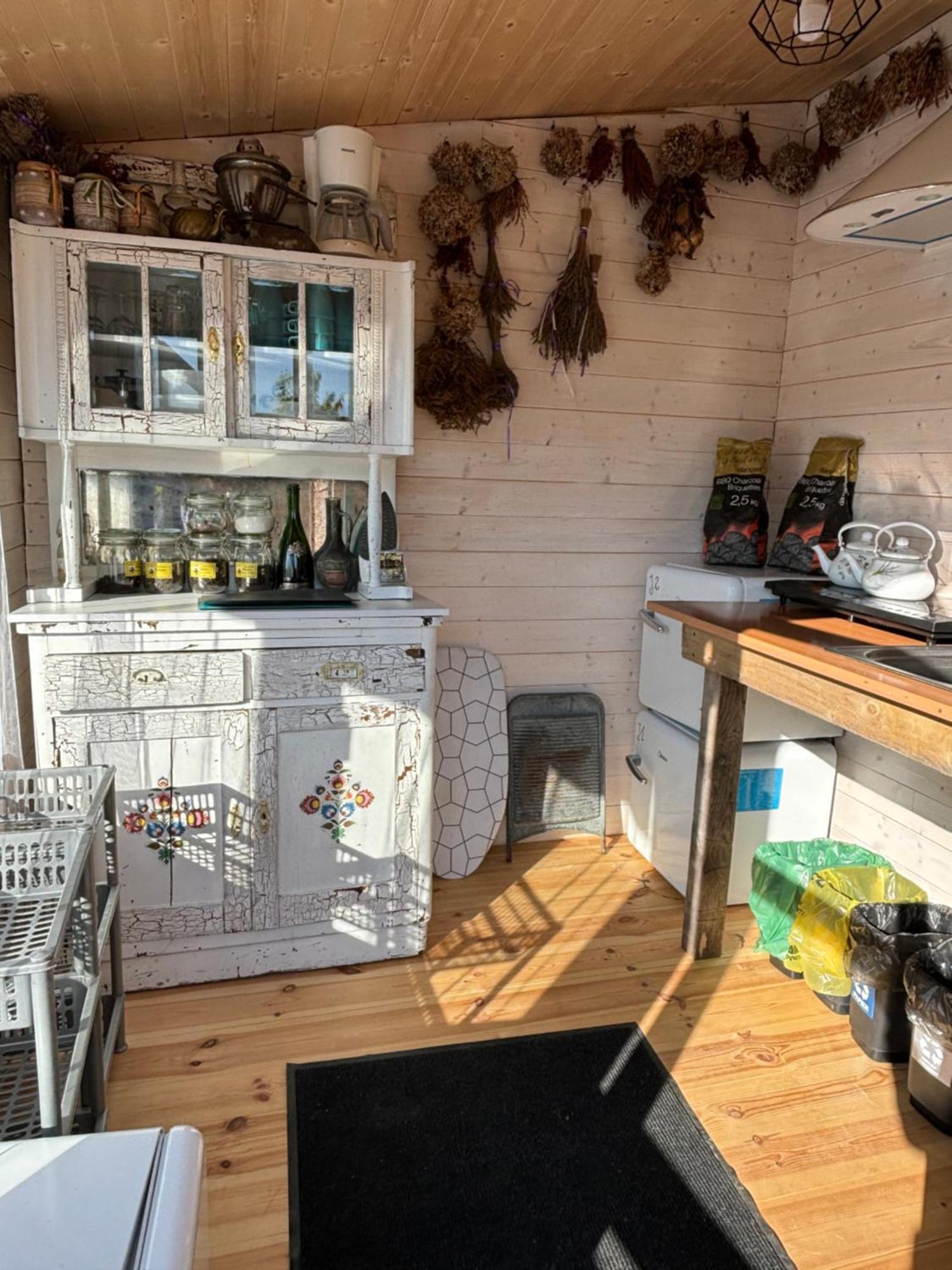 Glamping Bieszczady Z Jacuzzi I Basenem Hotel Solina  Eksteriør billede