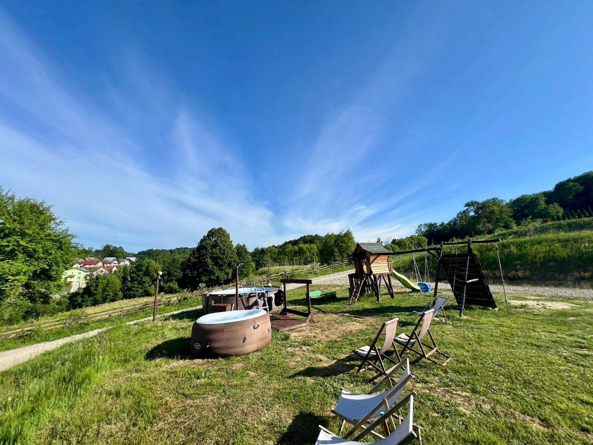 Glamping Bieszczady Z Jacuzzi I Basenem Hotel Solina  Eksteriør billede